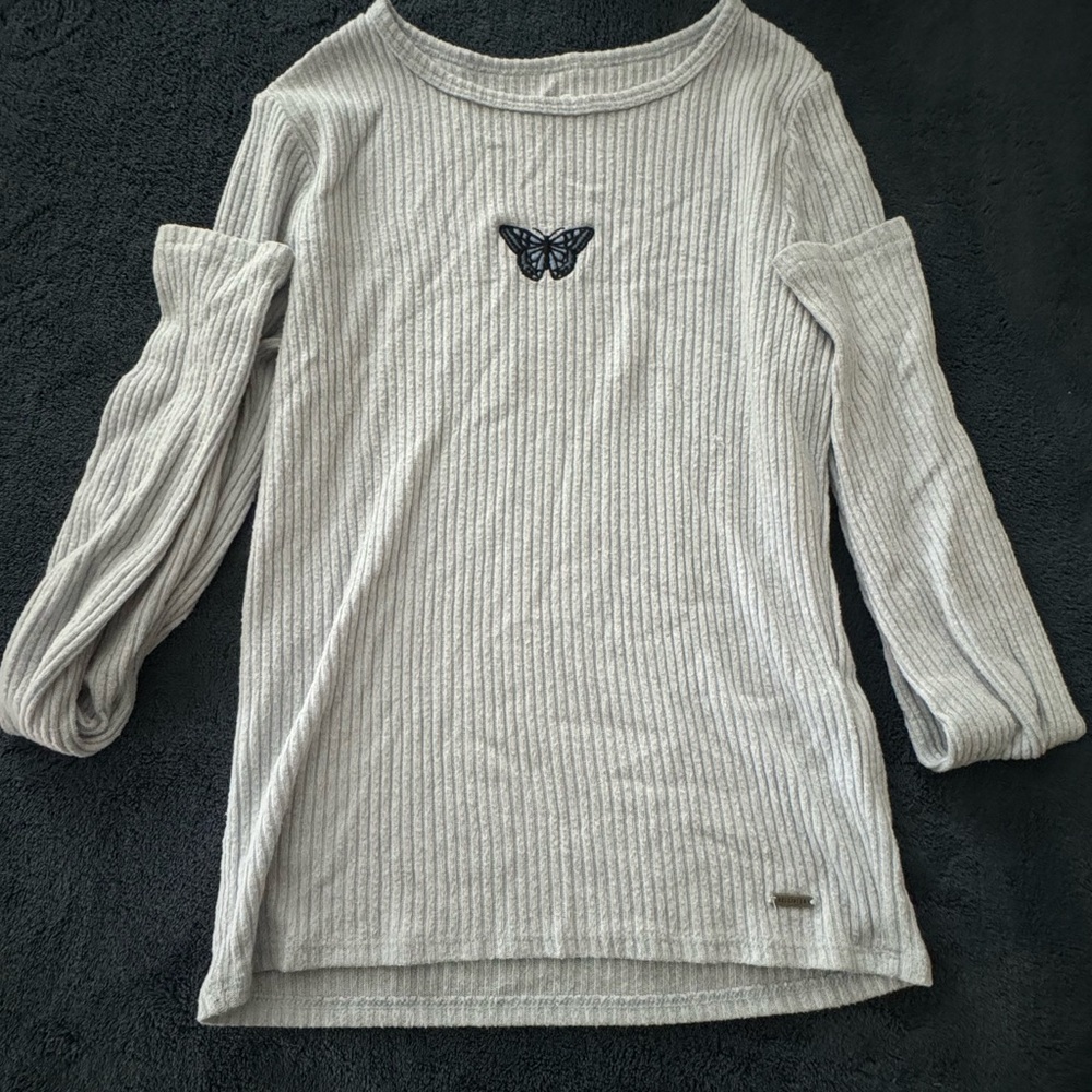 Hollister Gray Butterfly Long Sleeve blouse
